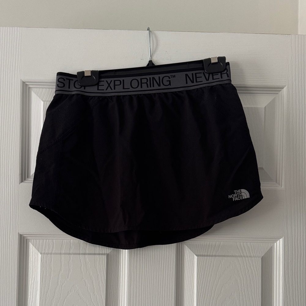 The North Face Women's Black Skort